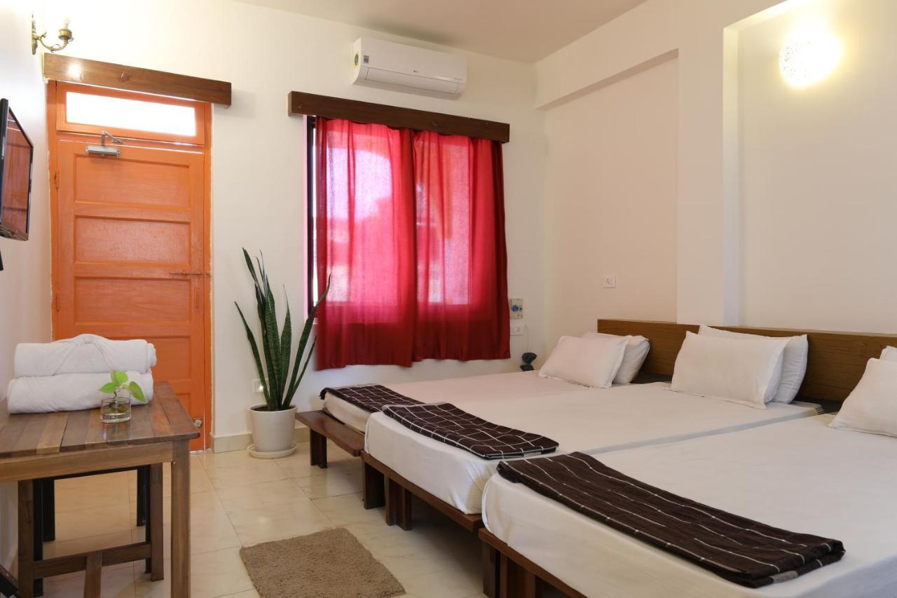 Teles Westend Hotel Marmagao Kültér fotó